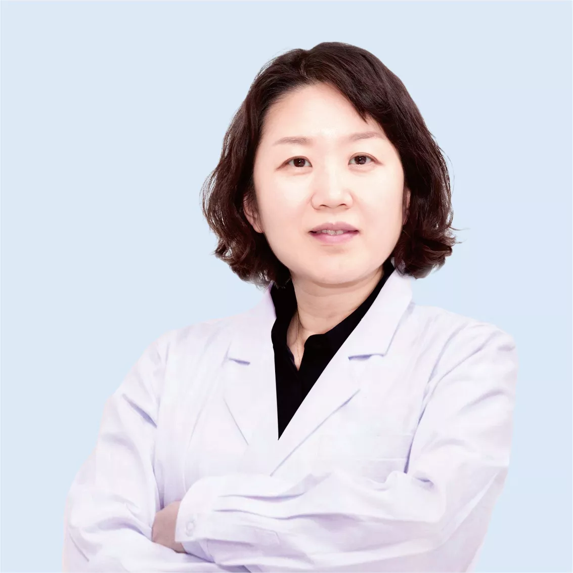 熊瑛（北京同仁医院眼科学博士）